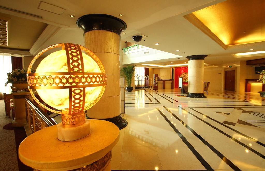 Best Western New Century Hotel Шанхай Екстериор снимка